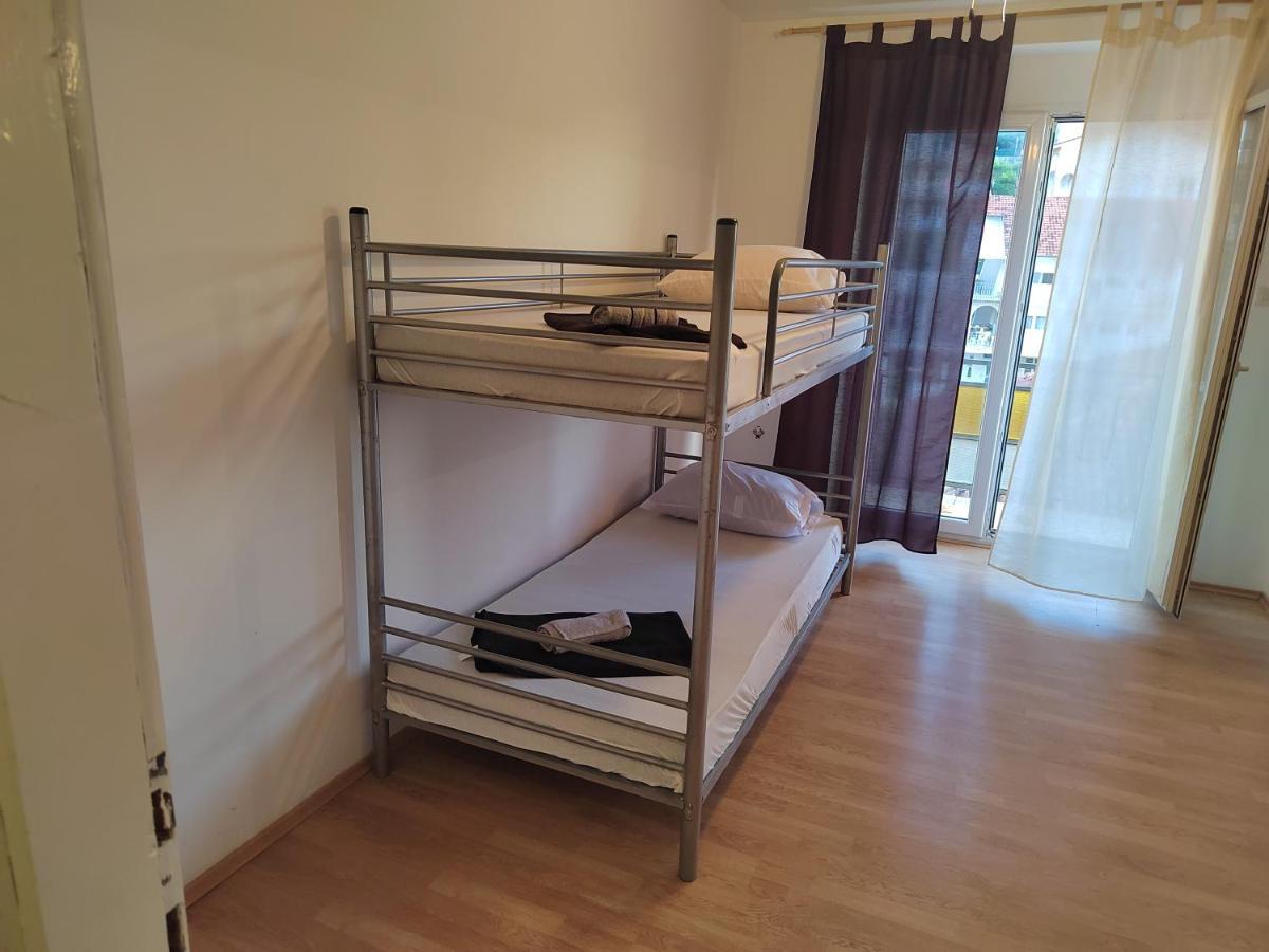 Hostel Rasema Трогір Екстер'єр фото