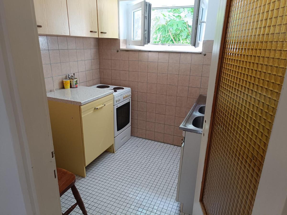 Hostel Rasema Трогір Екстер'єр фото